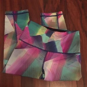 VSX Knockout Capri Pants